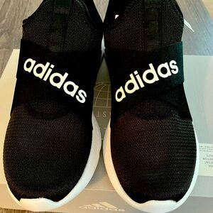 Women’s Adidas Puremotion Adapt size 9